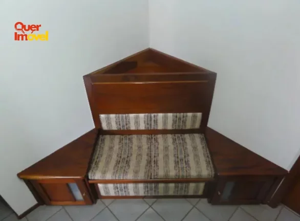 Imagem Imperdível! Apartamento à venda em Ribeirão Preto-SP, no bairro Santa Cruz do José Jacques. 5 quartos, 2 suítes, 2 salas, 5 banheiros, 2 vagas de garagem, 250m² de área. Conheça agora na Quer imóvel!