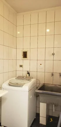 Imagem Casa térrea à venda no Alto de Pinheiros São Paulo SP com 3 dormitórios, 1 suíte, 4 vagas de garagem e 330m² na Rua Barajuba.