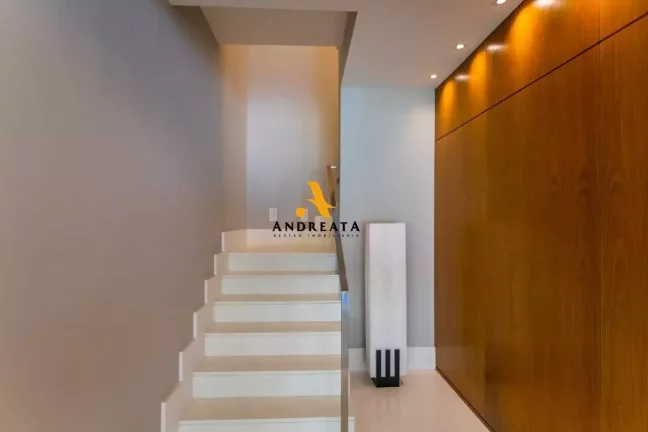 Imagem Barra da Tijuca - Condominio Novo Leblon - Vendo magnifica mansão de alto padrão! (IMÓVEL ENCONTRA-SE ALUGADO POR R$40.000,00).