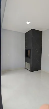Imagem Casa à venda em Cascavel, Parque Verde - 112m² - Churrasqueira, Suíte, Portão Eletrônico