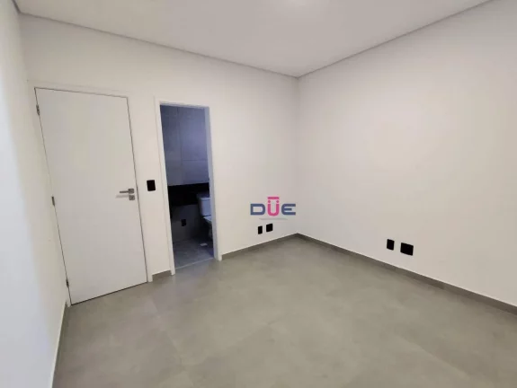 Imagem Casa com 4 suítes, 2 vagas paralelas, piscina com deck à venda, 290 m² por R$ 1.940.000 - Boqueirão - Santos/SP