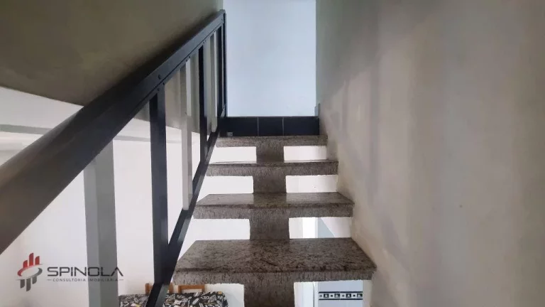 Imagem Sobrado com 2 dormitórios à venda, 76 m² por R$ 380.000,00 - Vila Caiçara - Praia Grande/SP