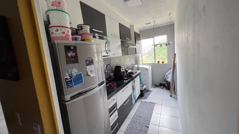 Imagem Apartamento com 2 dormitórios à venda, 50 m² por R$ 180.000,00 - Cidade São Jorge - Santo André/SP