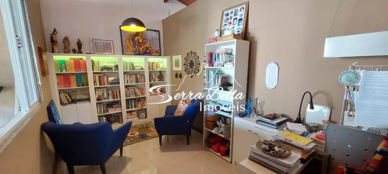 Imagem Casa com 4 dormitórios à venda, 200 m² por R$ 1.350.000,00 - Bom Retiro - Teresópolis/RJ