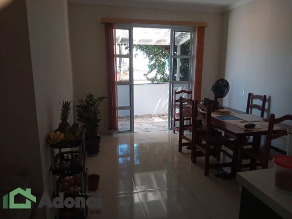 Imagem CASA COM DORM, SALA, COZ, WC, COM UMA EDICULA SEPARADA.