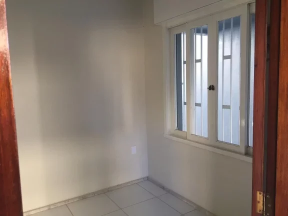 Imagem Excelente Casa Residencial/ Comercial de 2 pavimentos 306m² em São Leopoldo