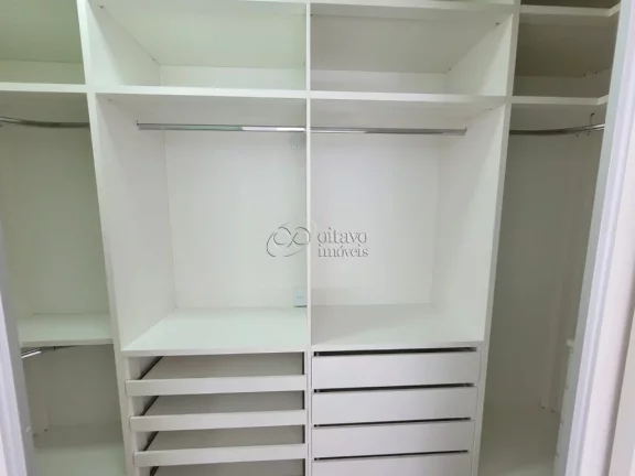 Imagem CASA NO VALE DOS CRISTAIS COM UMA OTIMA OPORTUNIDADE