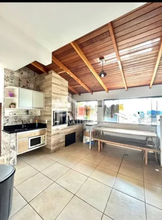 Imagem CASA TRIPLEX BAIRRO BOEHMERWALD