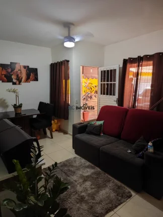 Imagem Casa a Venda no bairro Jóquei Clube - São Gonçalo, RJ