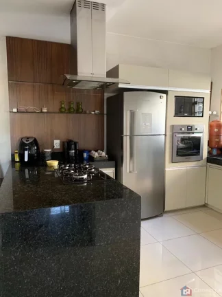 Imagem Apartamento Duplex à Venda no Bairro Vila Garcia – 3 Quartos, Suíte e 250m² – Patos de Minas
