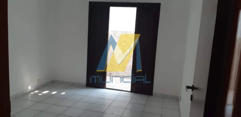 Imagem Sobrado à Venda - Amplo, Funcional e Bem Distribuído