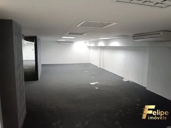 Imagem ACEITA PROPOSTAS - OPORTUNIDADE ÚNICA PARA INVESTIR NO SEU NEGÓCIO - LOJA COM 600M² TOTALMENTE CLIMATIZADA na RETA DA PENHA - VITÓRIA!