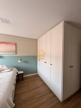 Imagem Casa 3 pavimentos, 3 dormitórios (1 suíte),2 vagas, Jd das Indústrias, SJC