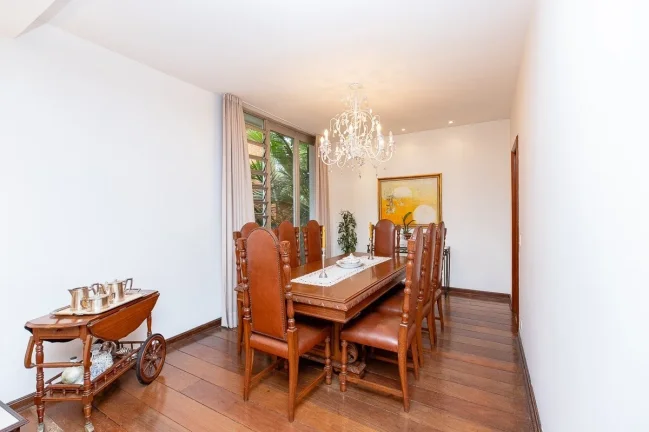 Imagem Casa Sobrado Vila Madalena - 541M², 4 Dorms, 2 Suítes, 5 Vagas, Piscina, Hidromassagem, Lareira, Lavabo.