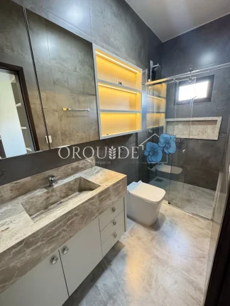 Imagem Casa à venda na cidade de rio verde com 3 quartos, 3 suítes, 2 salas, 1 banheiro, 1 vaga de garagem e 156m² de área.