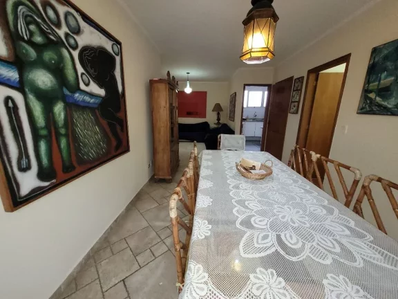 Imagem PITANGUEIRAS - NA SEGUNDA QUADRA DA PRAIA, 134,62 M² ÚTEIS, VAGA DE GARAGEM NO PRÉDIO, EXCELENTE APARTAMENTO, AMPLO APARTAMENTO CLARO E AREJADO.