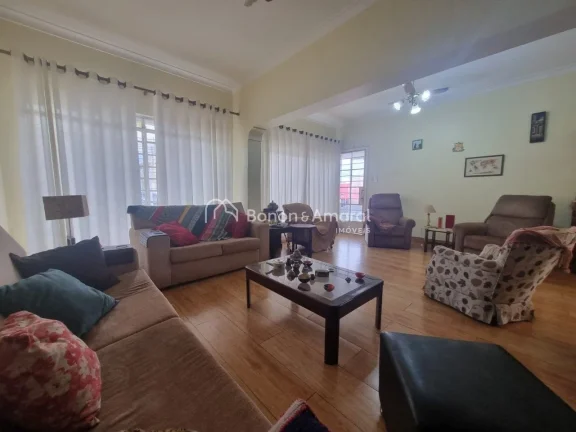 Imagem Casa térrea à venda no Jardim Guanabara, muito bem localizada!

Sala ampla e arejada para 3 ambien...