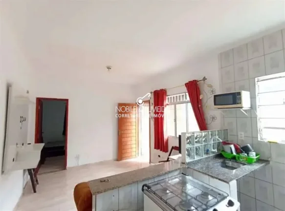 Imagem Casa térrea geminada.
50 metros da Orla.