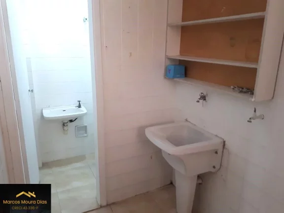 Imagem Apartamento em Perdizes, 67m2, 1 Dormitório, 2 banheiros e 1 vaga. Edifício com portaria 24 hs e Elevadores