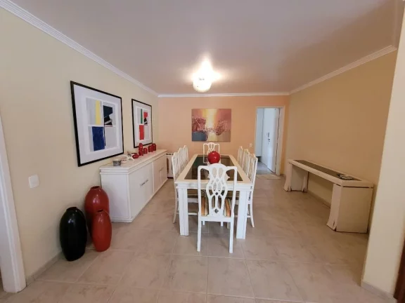 Imagem APARTAMENTO AMPLO COM 3 SUÍTES E PEQUENA VISTA PARA O MAR