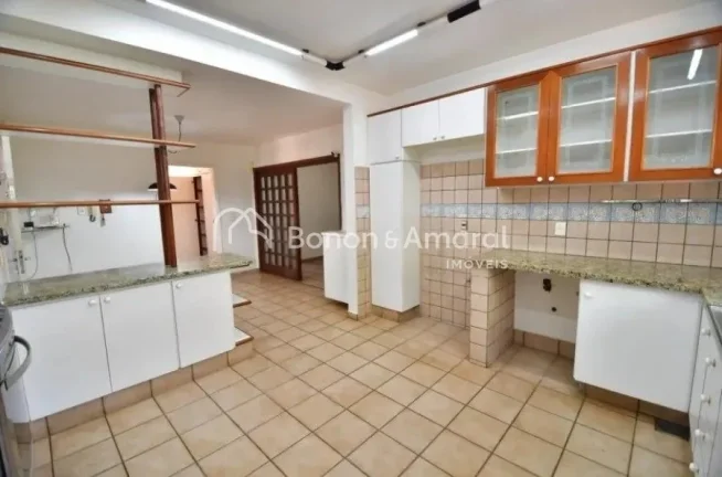 Imagem Casa á venda no bairro Jardim Santa Marcelina em Campinas-SP. Casa implantada em terreno de 943m² ...