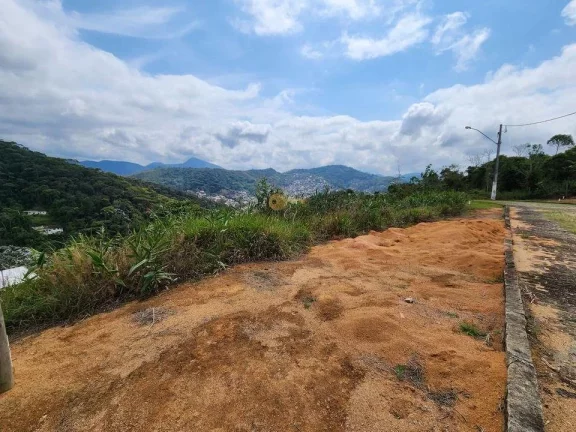 Imagem Terreno em Condomínio para Venda em Teresópolis / RJ no bairro Barra do Imbuí