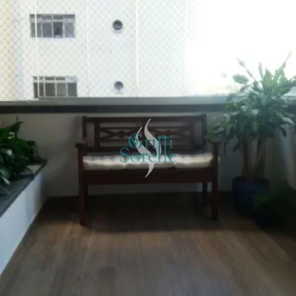 Imagem Apartamento à Venda em Moema - São Paulo/SP.