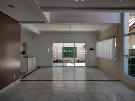 Imagem Se você procura uma casa moderna, confortável e segura em Valinhos/SP, esta é a oportunidade perf...
