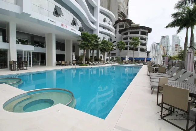 Imagem Frente ao Mar para Venda em Balneário Camboriú / SC no bairro Centro