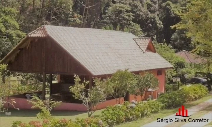 Imagem Chácara Para Venda Com 6.000,00 m², na Região de Santo Antônio do Pinhal.