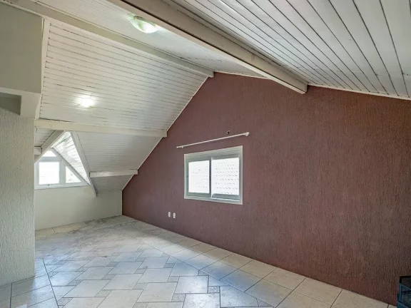 Imagem Casa com 3 Quartos à Venda, 224 m² em Sarandi - Porto Alegre