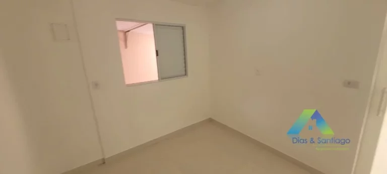 Imagem LINDA CASA TÉRREA RECEM REFORMADO COM 100m² EM 2 DORMITÓTIOS COM SUÍTE S NA VILA DAS MERCÊS/SAUDE.
