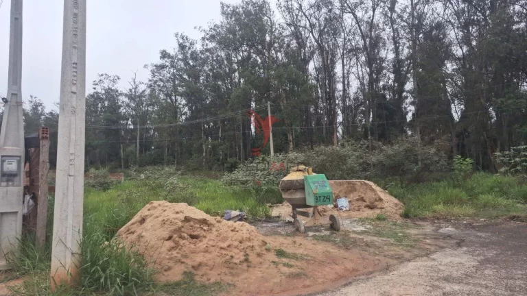 Imagem Vendo excelente Terreno Comercial em Águas de São Pedro - SP