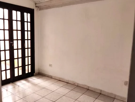 Imagem CASA À VENDA NO CENTRO DE IGUAPE