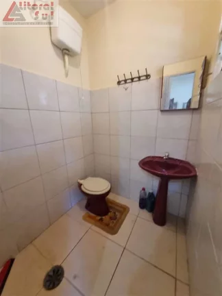 Imagem Imperdível oportunidade: Casa Geminada com edícula à venda em Praia Grande-SP, Caiçara! 2 quartos, 1 sala, 2 banheiros, 2 vagas, 139,15 m²!