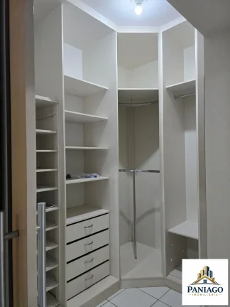 Imagem Casa aconchegante em condomínio, com 4 quartos, jardim e piscina, Cuiabá-MT