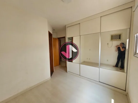 Imagem O apartamento no Condomínio Piazza Di Siena, com 67m² e sol da manhã, é ideal para quem busca co...