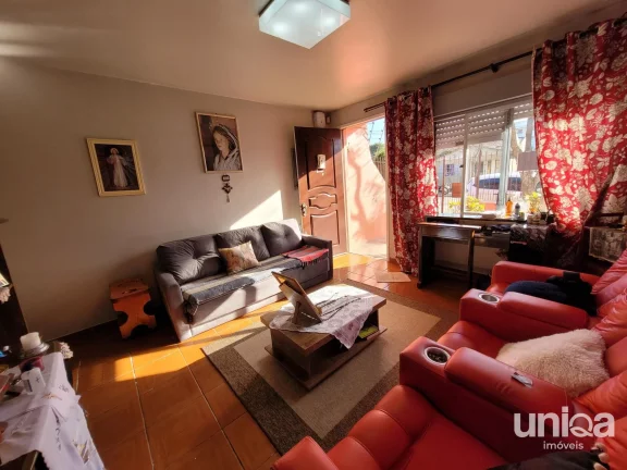 Imagem Casa sobrado de 03 dormitórios para venda em Camobi próximo da UFSM com cerca el