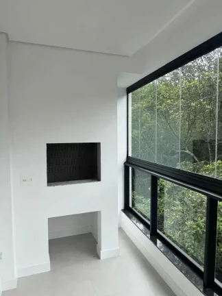 Imagem Apartamento com 3 suítes e 3 vagas de garagem na Praia Brava de Itajaí/SC