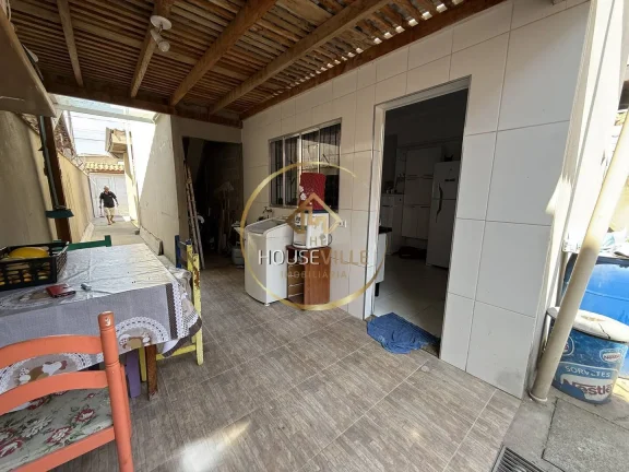 Imagem Casa Sobrado, 5 dormitórios, mais Edícula, Golfinho, Caraguatatuba.