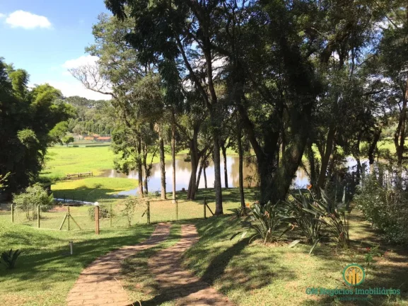 Imagem Chácara linda muito espaço e verde lago piscina campinho gourmet poço art.