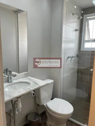 Imagem Alugo Grande oportunidade na vila Andrade, região do Morumbi, Apartamento de 58m², com 2 suítes, lavabo, Sacada, Sala, cozinha com armários, 2 Vargas fixas e cobertas, fazer completo, com mercadinho no condomínio que incluí água e gás, valor R$ 2.100 + co