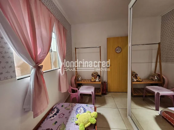 Imagem Casa à venda no Jardim São Paulo 2 – 2 quartos, cozinha planejada, área gourmet com churrasqueira e garagem coberta. Conforto e praticidade em Londrina!