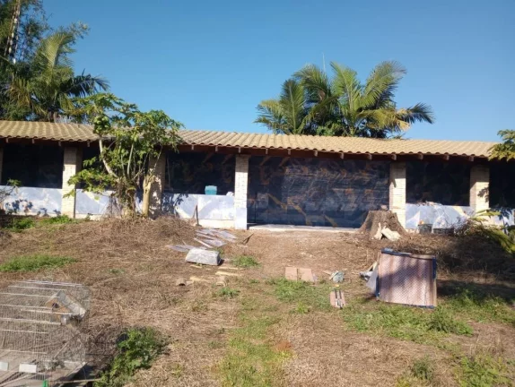 Imagem Chácara com 3 dormitórios à venda, 2280 m² por R$ 1.200.000,00 - Jardim dos Eucaliptos - Suzano/SP