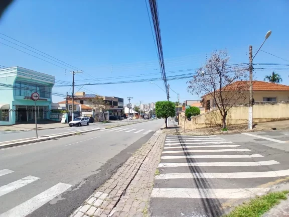 Imagem Salão Comercial para Locação em Limeira, Vila Queiroz, 2 banheiros, 3 vagas