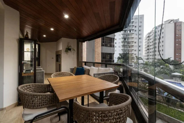 Imagem Apartamento Perdizes - 244M², 4 Dorms, 2 Suítes, 4 Vagas, Varanda, Armários
