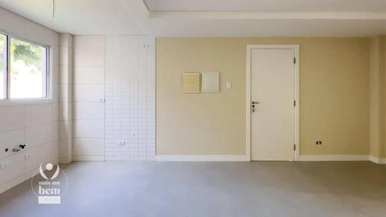 Imagem Sobrado com 222,92 m², 3 Suítes em Condominio Fechado com Piscina à venda por R$ 999.000,00 - Campo Comprido - Curitiba/PR
