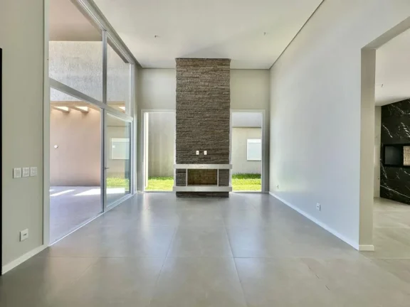 Imagem Casa em Condominio 3 Dormitórios - Bairro Araçá