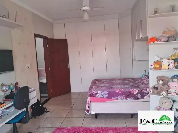 Imagem Casa para Venda em Limeira, Vila Gioto, 3 dormitórios, 1 suíte, 3 banheiros, 2 vagas