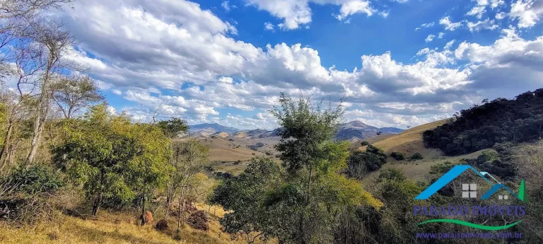 Imagem Oportunida Única! terreno Rural com nascentes no Caminho da Fé!